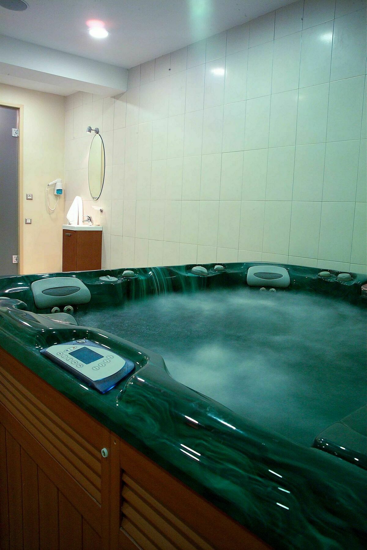 Efplias Hotel Apartments Piraeus Ngoại thất bức ảnh