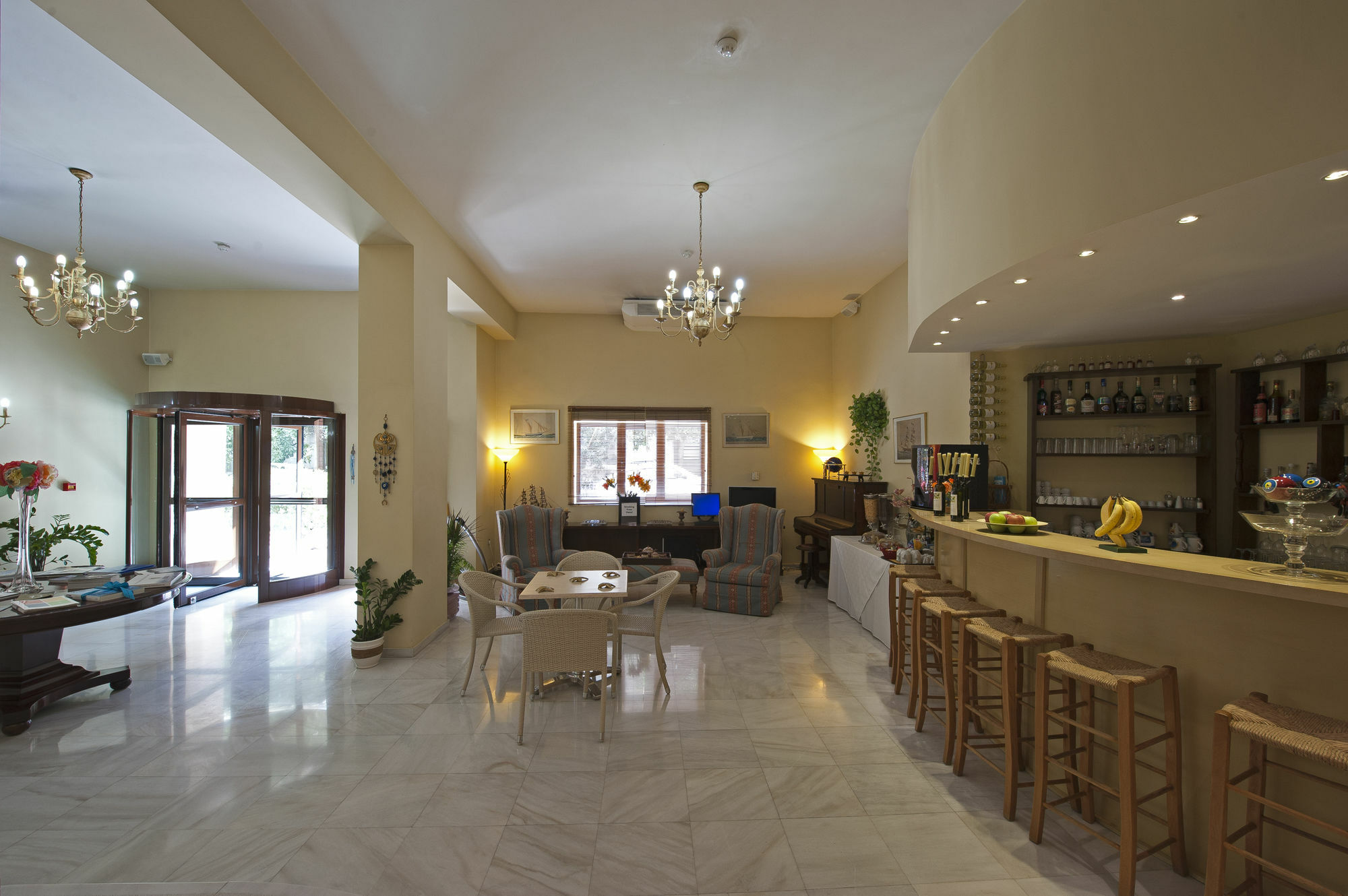 Efplias Hotel Apartments Piraeus Ngoại thất bức ảnh