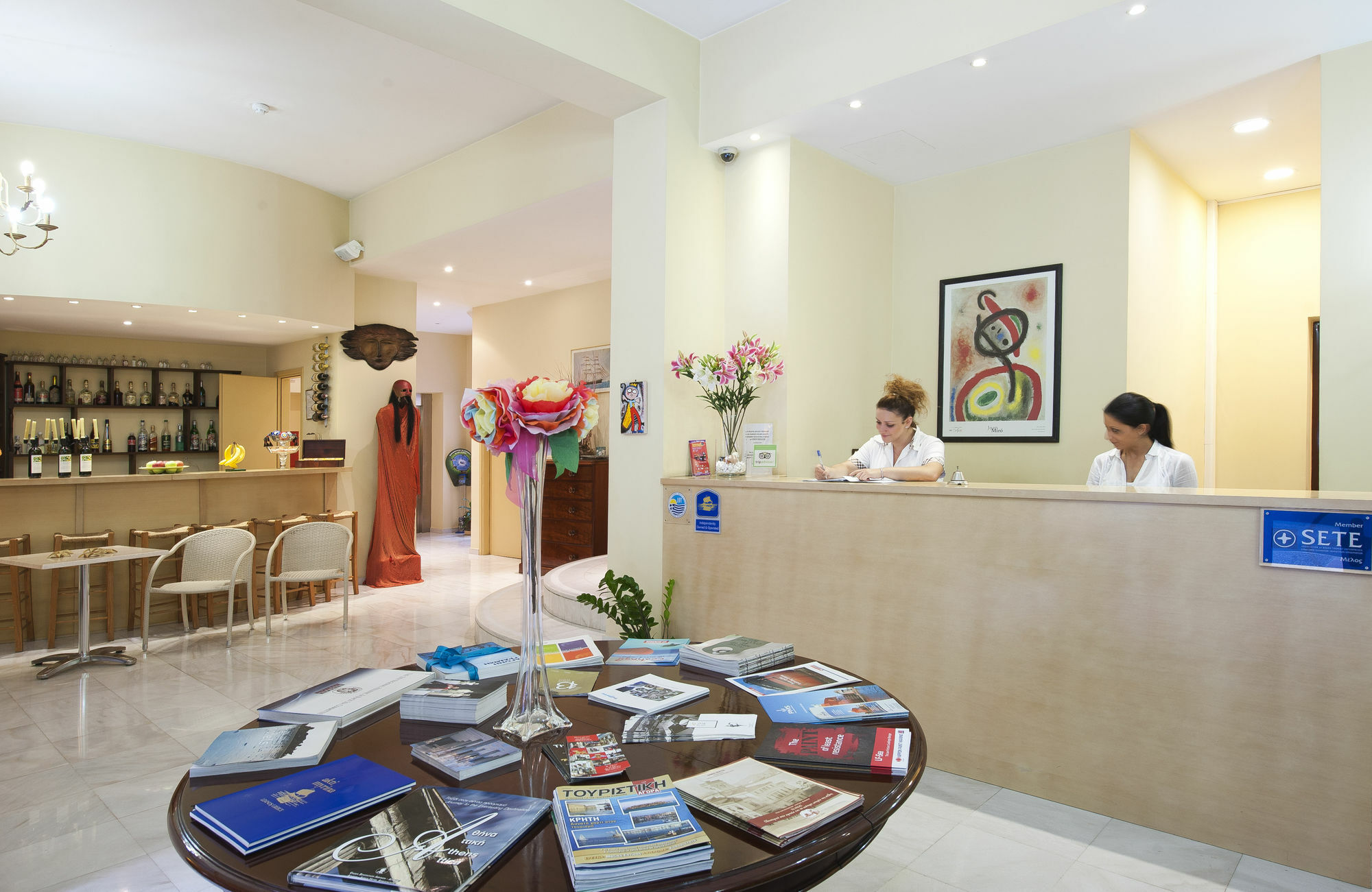Efplias Hotel Apartments Piraeus Ngoại thất bức ảnh
